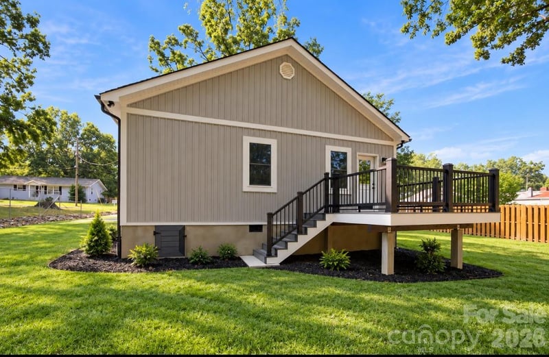 309 College St, Marshville, NC 28103