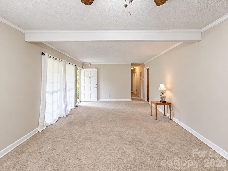 20914 Academy St, Cornelius, NC 28031
