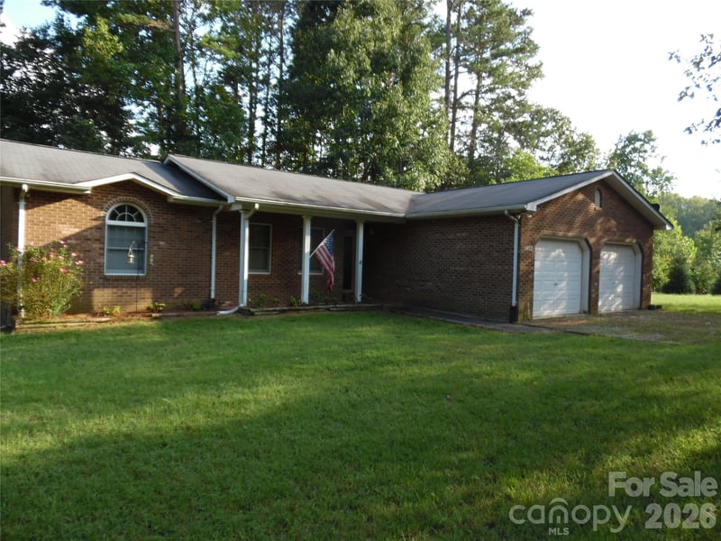 1453 Marshbrooke Ln, Catawba, NC 28609