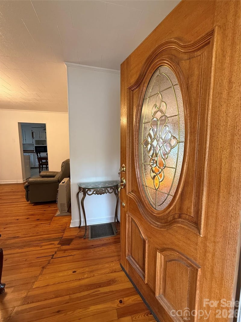 17 Hill St, Great Falls, SC 29055