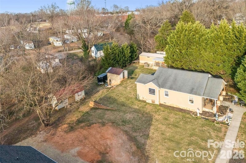 1554 7th Avenue Dr SW #2D, Hickory, NC 28602