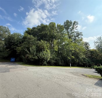 1320 Boone St #16, Charlotte, NC 28216