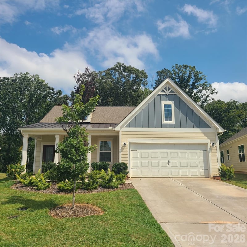 121 Olive Tea Ln, Statesville, NC 28625