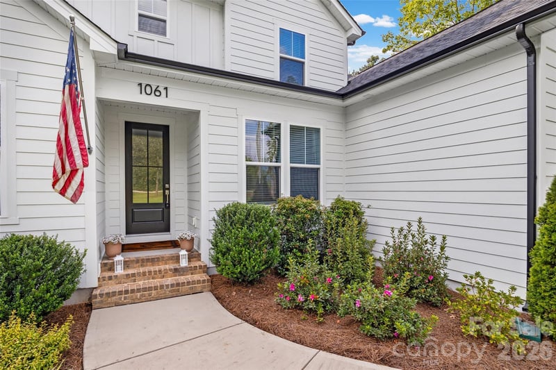 1061 Kendrick Rd, Clover, SC 29710
