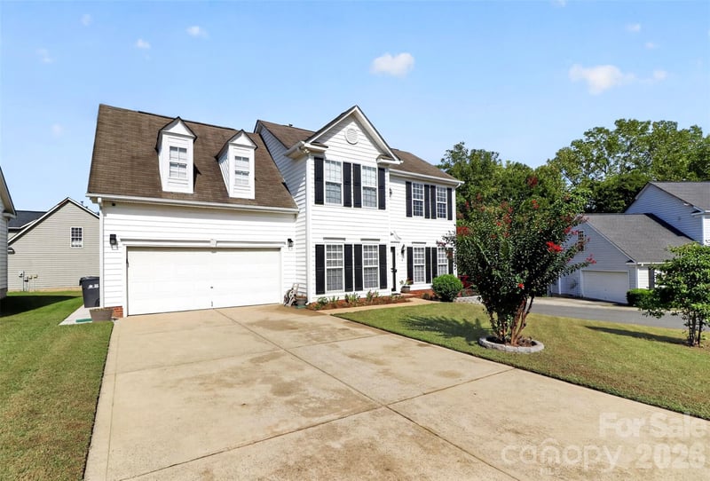 1811 Jeffrey Bryan Dr, Charlotte, NC 28213