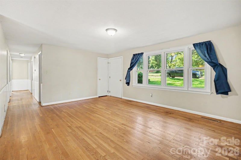 623 Westside Dr, Newton, NC 28658