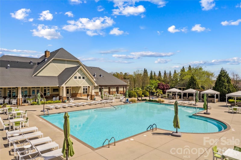 18114 Ebenezer Dr, Cornelius, NC 28031