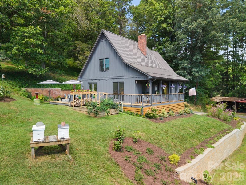 641 Scruggs Cir, Canton, NC 28716