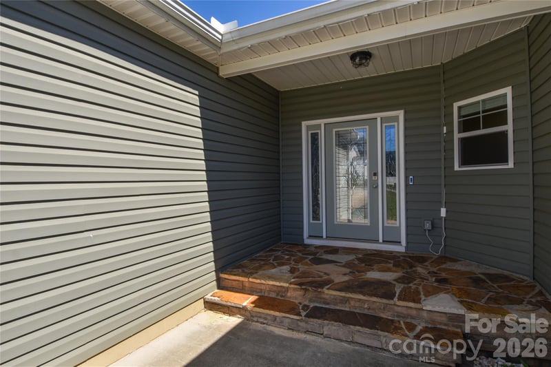148 Greythorn Dr, Statesville, NC 28625
