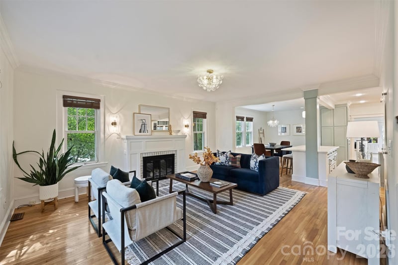 1814 Kensington Dr, Charlotte, NC 28205