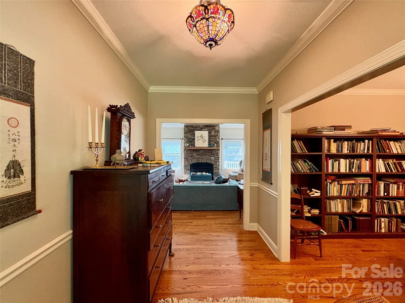 502 Pace Rd, Hendersonville, NC 28792