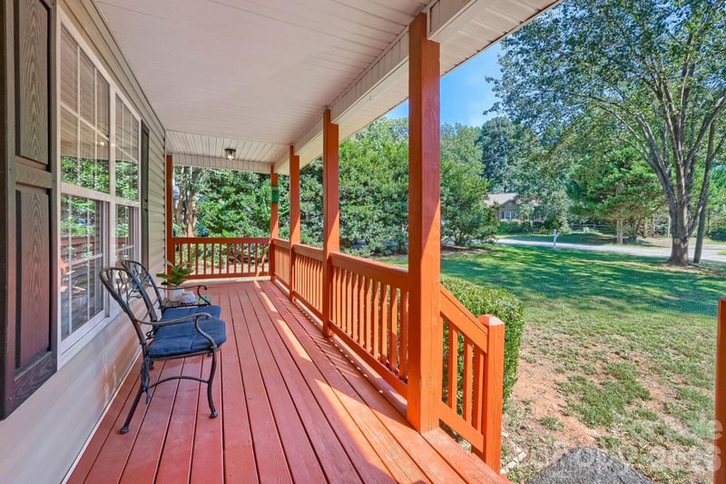 7742 Red Robin Trl, Denver, NC 28037