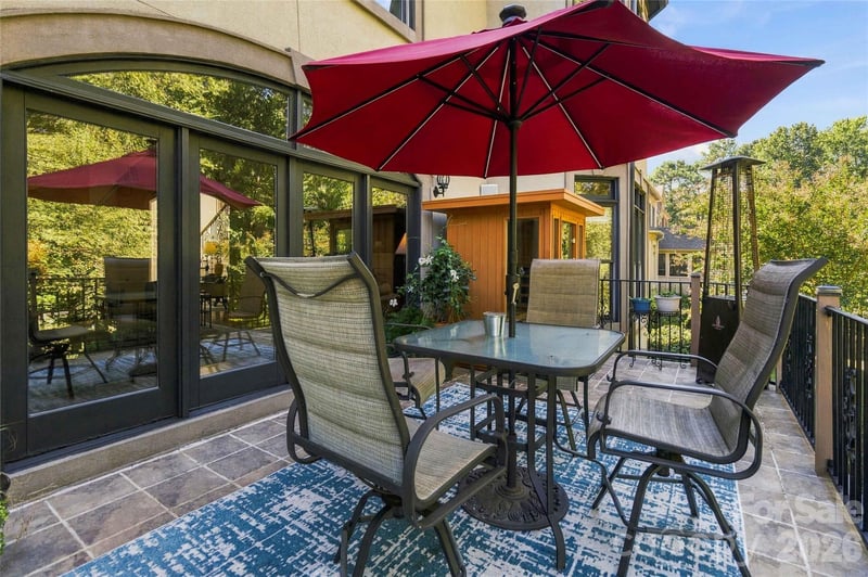 7936 Park Rd, Charlotte, NC 28210