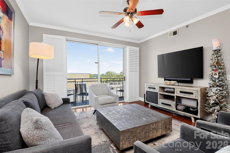 1315 East Blvd #818, Charlotte, NC 28203