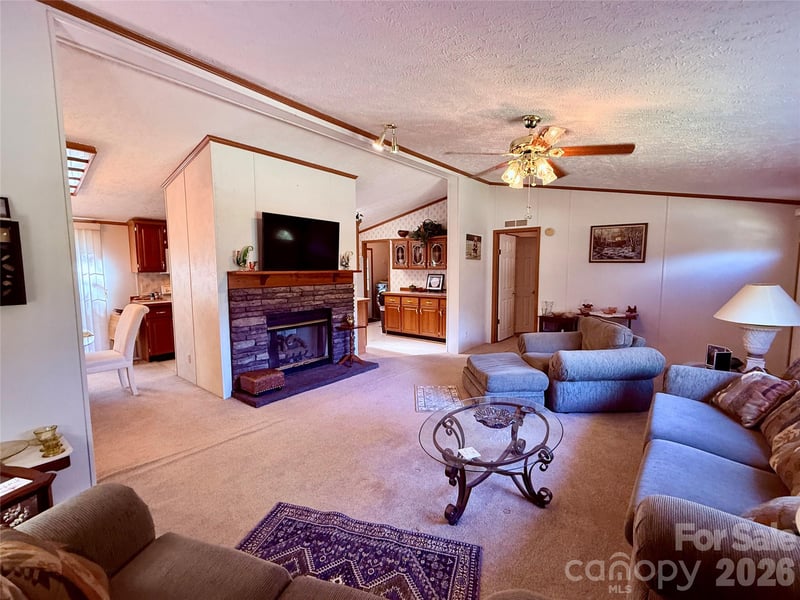 878 GW G W Whitmire Rd, Rosman, NC 28772