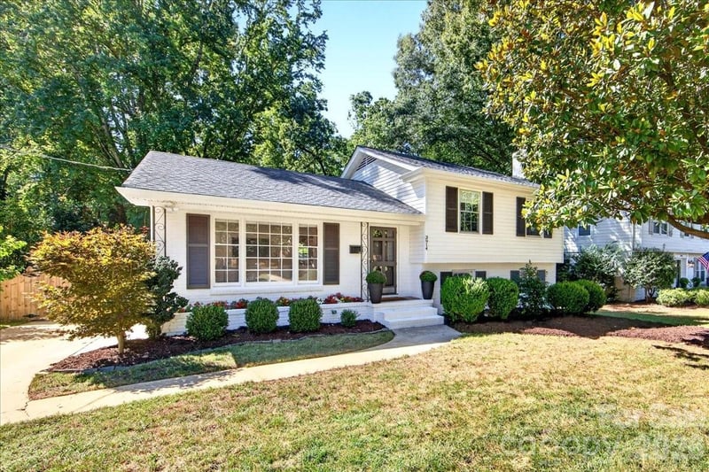 3914 Chandworth Rd, Charlotte, NC 28210