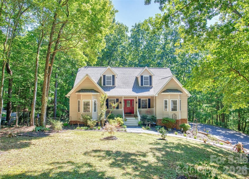 28 Gentlewood Trl, Candler, NC 28715