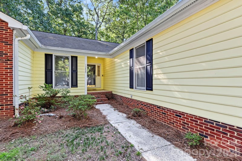 13820 Portpatrick Ln #221, Matthews, NC 28105