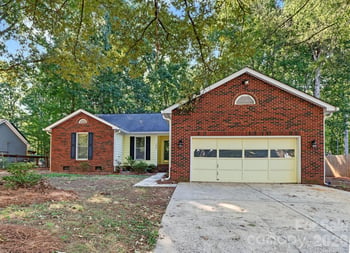 13820 Portpatrick Ln #221, Matthews, NC 28105