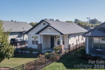 85 Temple Church Rd, Brevard, NC 28712