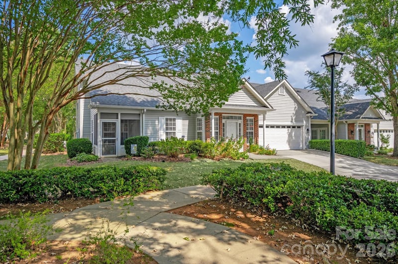 12105 Groth Ct, Charlotte, NC 28277