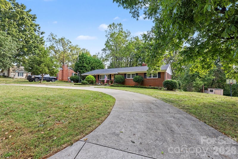 1910 Wildwood Rd, Gastonia, NC 28052