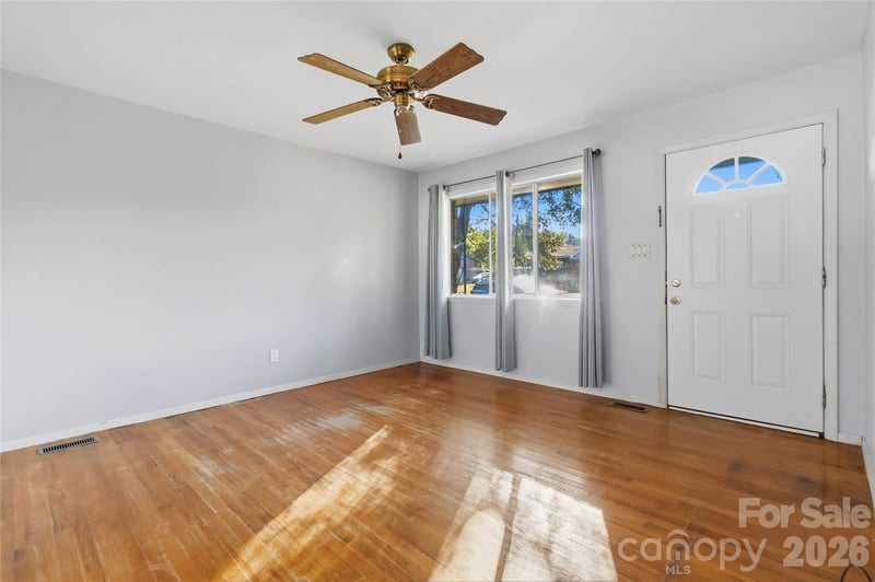 4629 Monmouth Dr, Charlotte, NC 28269