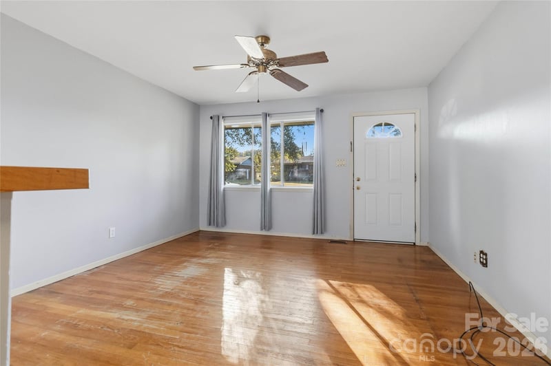4629 Monmouth Dr, Charlotte, NC 28269