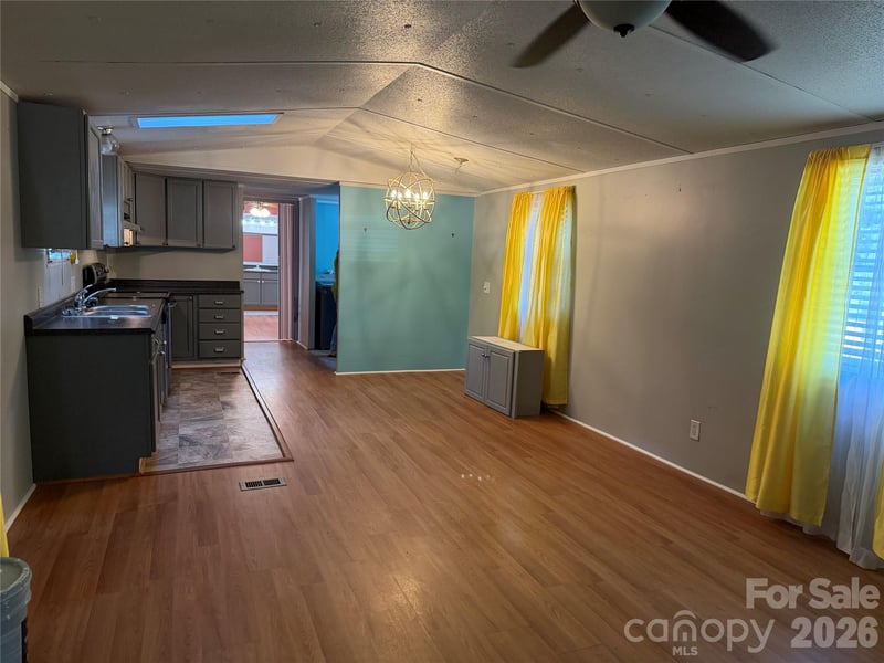 1025 29th Street Pl NE, Conover, NC 28613