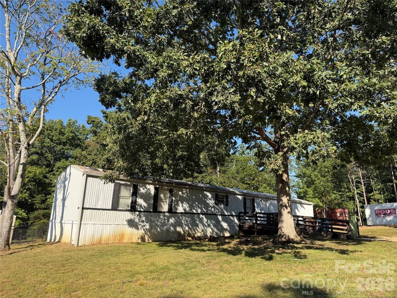 1025 29th Street Pl NE, Conover, NC 28613