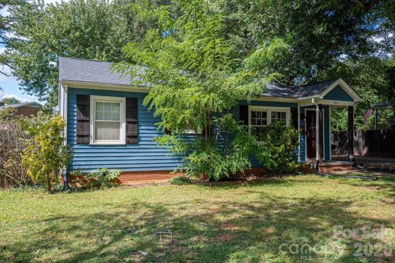 2211 Lee St, Gastonia, NC 28054