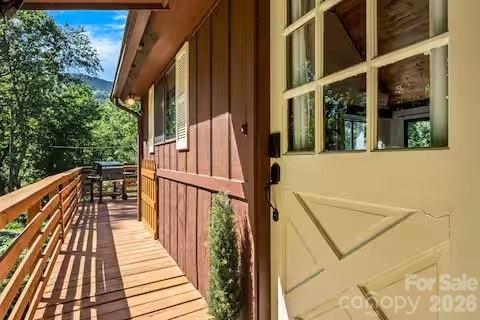 193 Shadow Ln, Waynesville, NC 28786