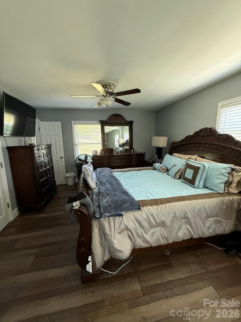 3432 Farrhill Rd, Charlotte, NC 28214