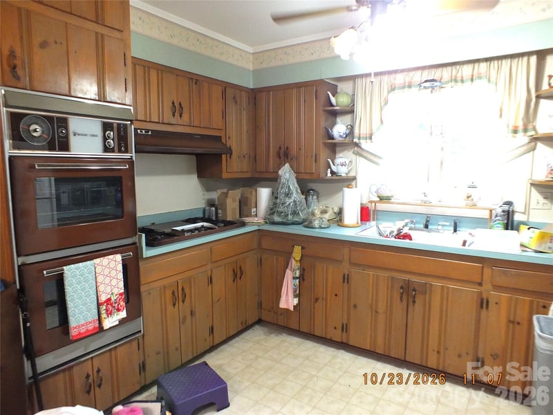 1104 Crestfield Dr, Lancaster, SC 29720