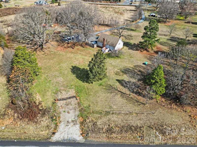 2166 Statesville Hw, Mooresville, NC 28115