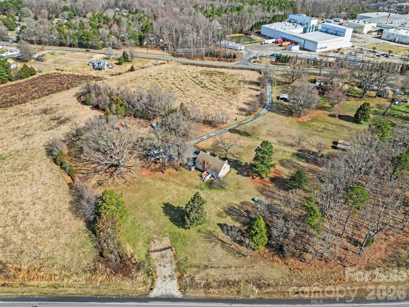 2166 Statesville Hw, Mooresville, NC 28115