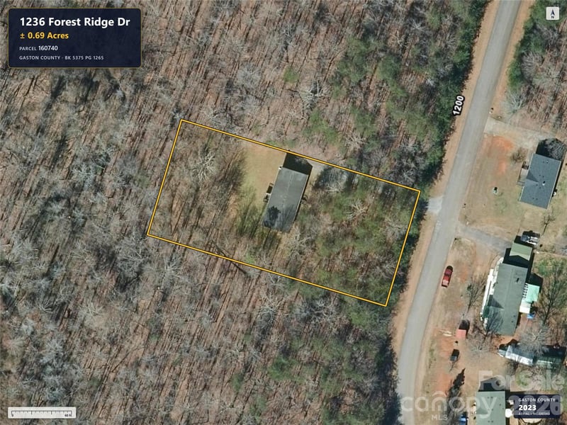 1236 Forest Ridge Dr, Bessemer City, NC 28016