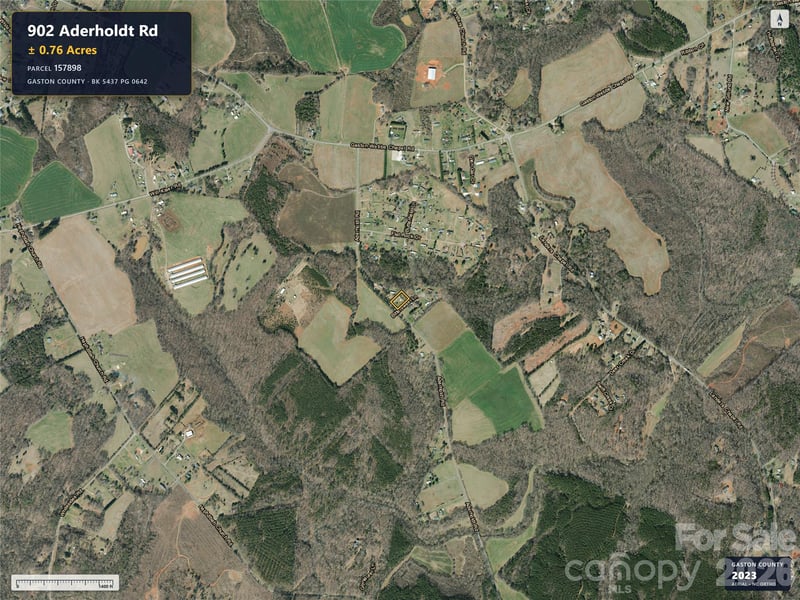 902 Aderholdt Rd, Lincolnton, NC 28092