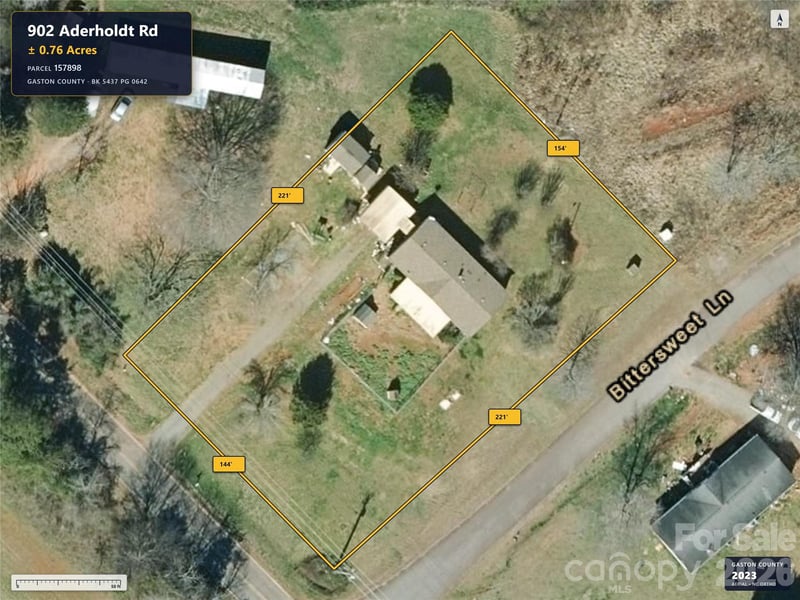 902 Aderholdt Rd, Lincolnton, NC 28092