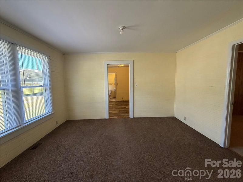 509 Denver St, Kannapolis, NC 28083