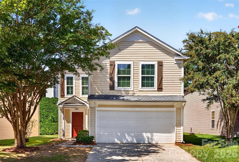 2629 Stream Bank Dr, Charlotte, NC 28269