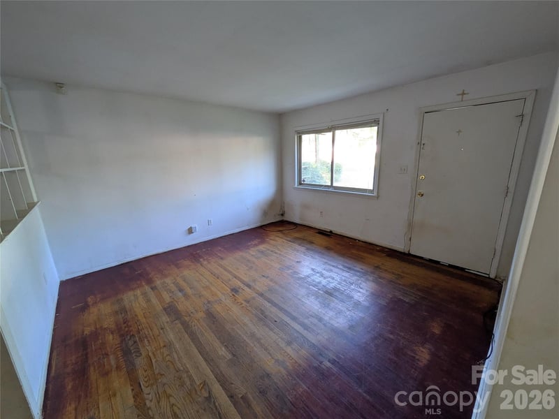 9226 Feldbank Dr, Charlotte, NC 28216