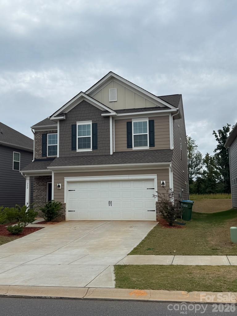 352 Runner Stone Ln, Fort Mill, SC 29715
