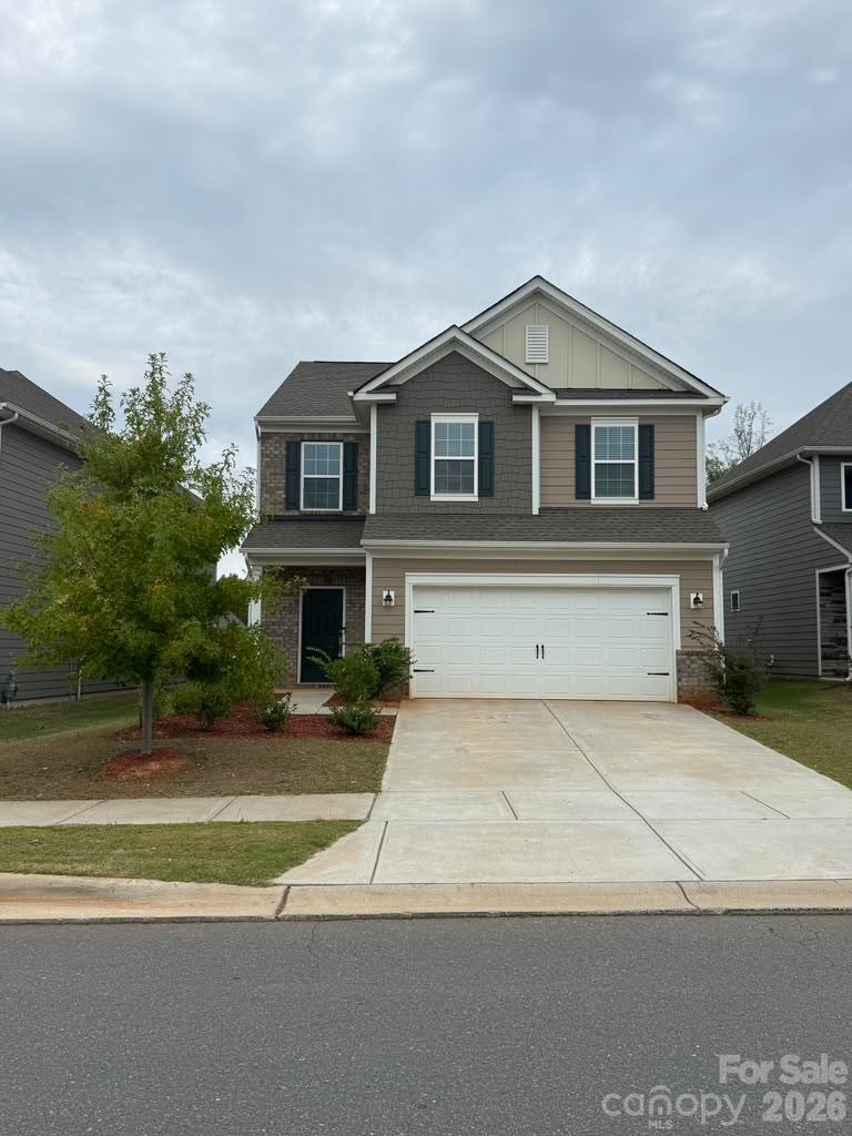 352 Runner Stone Ln, Fort Mill, SC 29715