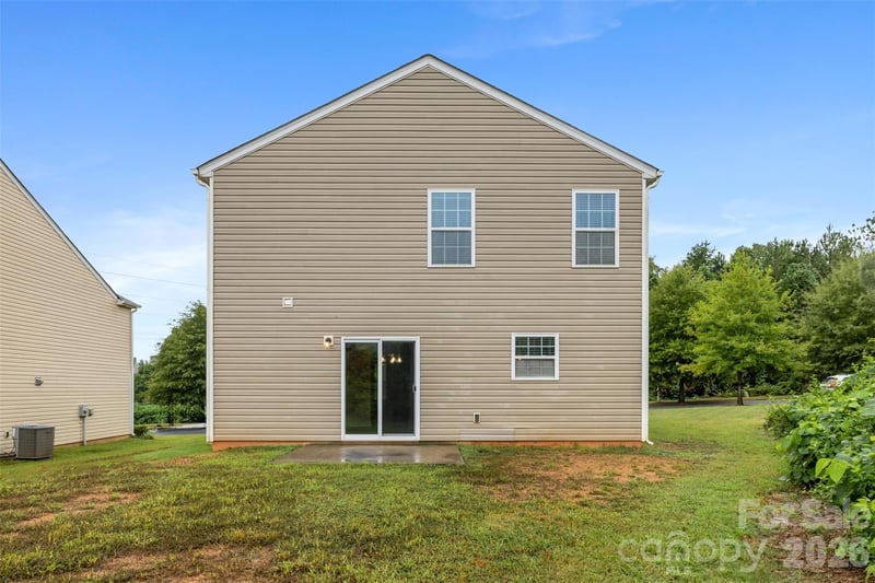 2824 Easton Knoll Dr, Dallas, NC 28034