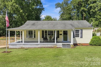 222 Wiley Ave, York, SC 29745