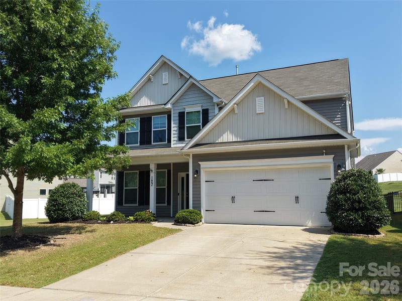127 Lantern Acres Dr, Mooresville, NC 28115