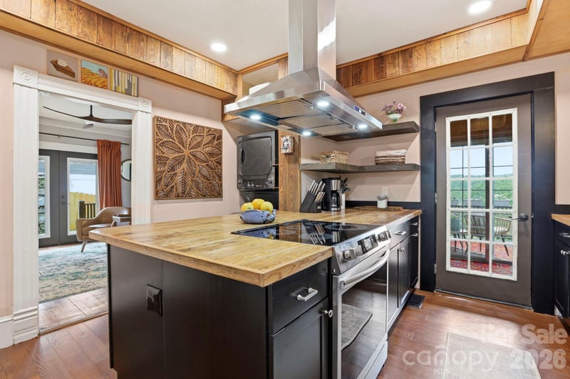 60 Roberts St, Asheville, NC 28801