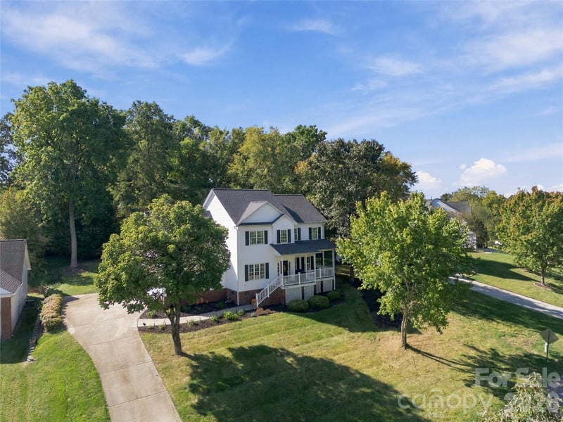 7749 Orchard Park Cir, Harrisburg, NC 28075