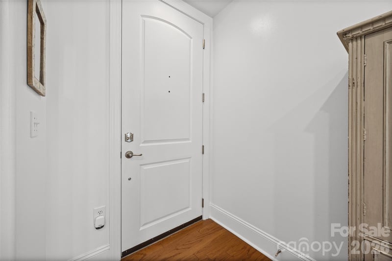 4620 Piedmont Row Dr W #302, Charlotte, NC 28210